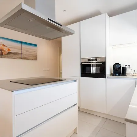 Jardinana - With Two Bedrooms Close To And Town Center La Cala De Mijas