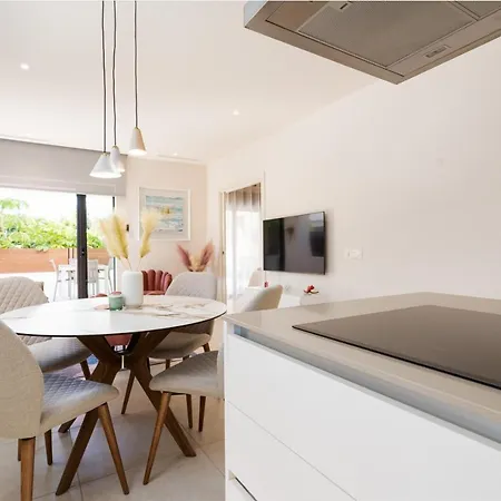 Jardinana - With Two Bedrooms Close To And Town Center *